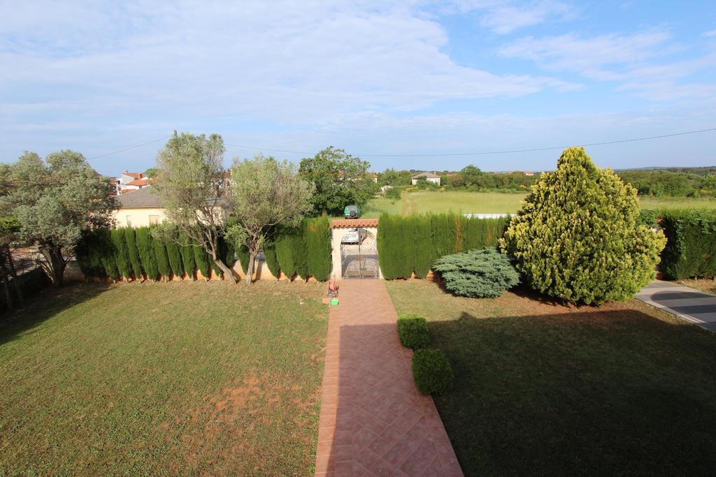 Apartment Villa Nera Пула Экстерьер фото