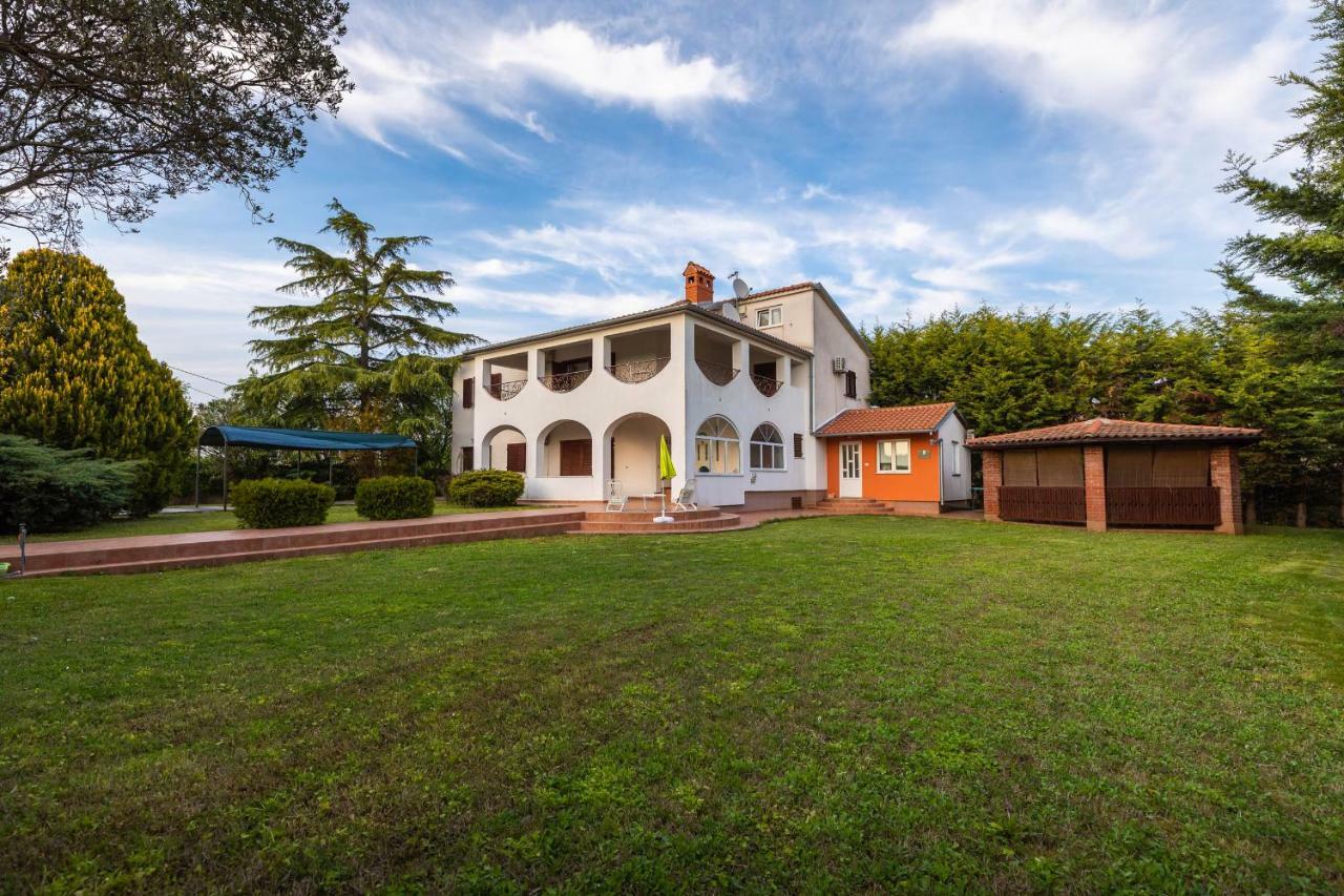 Apartment Villa Nera Пула Экстерьер фото