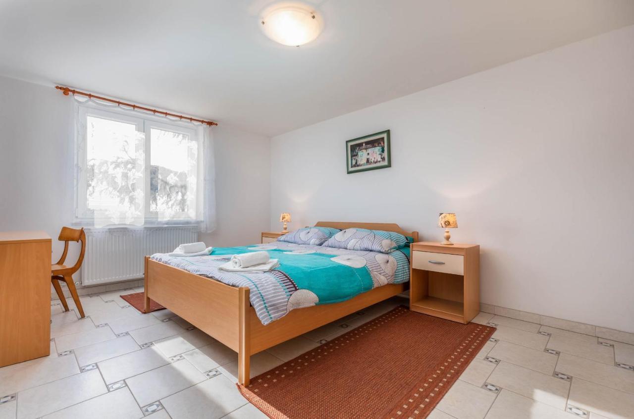 Apartment Villa Nera Пула Экстерьер фото